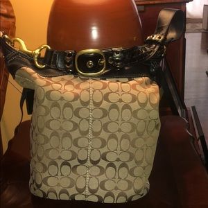Coach Bucket Bag